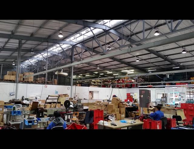 2,100M² WAREHOUSE RENTED IN CAPRICORN